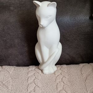 Vintage Crowing Touch White Bisque Porcelain Cat Figurine